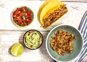 Pulled chicken taco